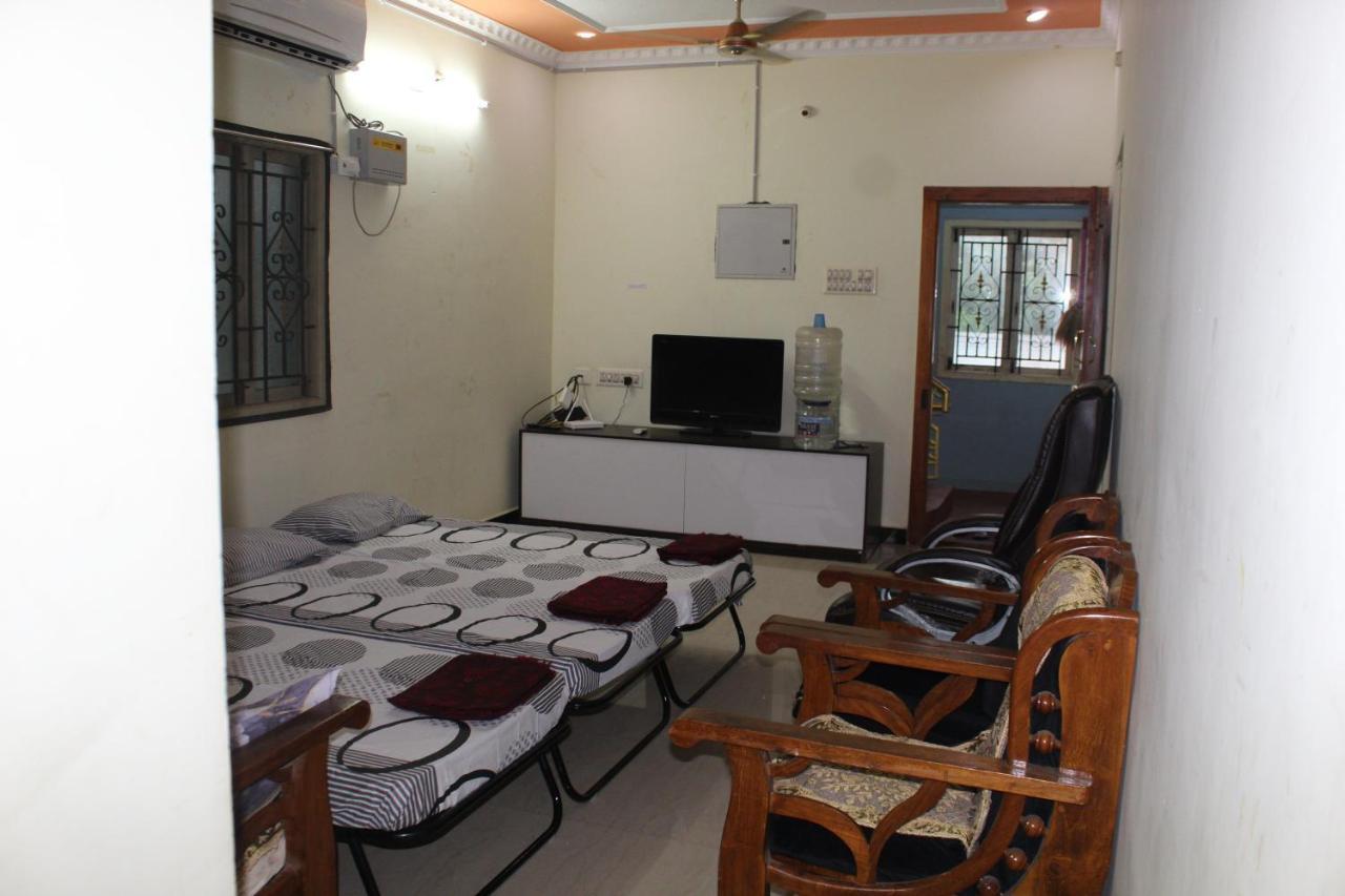 Centaurus Homestay Near Trichy Airport Tiruchirappalli Exteriör bild
